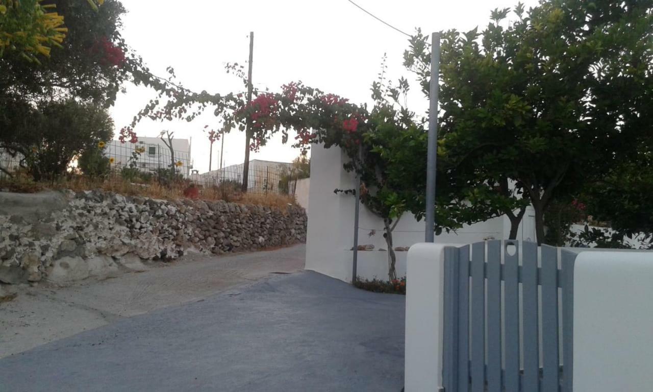 Matilda Milos - Cycladic Living Apartment Triovasálos Екстериор снимка